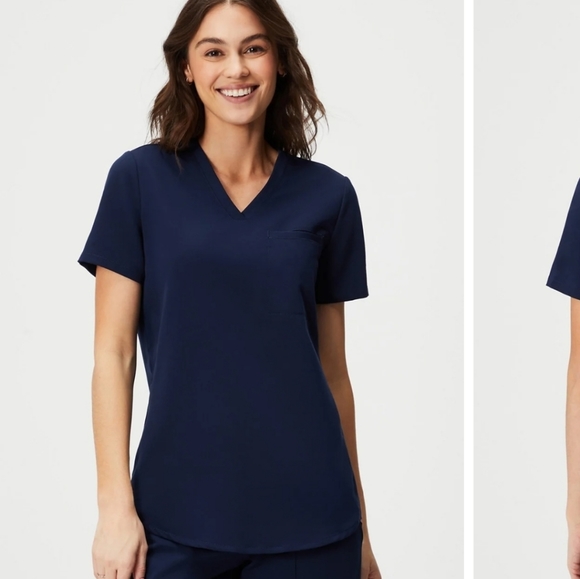 Fabletics Scrub Set- Ion Pants in MP and Vital top in S - Picture 2 of 10